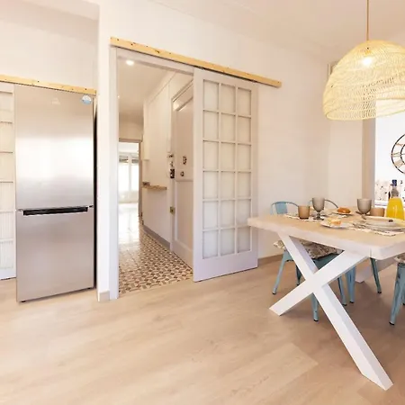 Bravissimo Rambla River View Apartment *