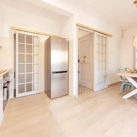 Bravissimo Rambla River View Apartment